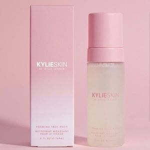 Kylie Skin Foaming Face Wash